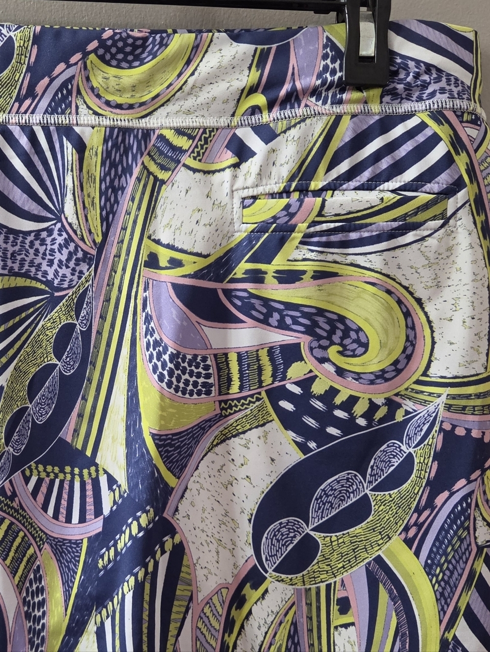 Sofibella Women’s Printed A-Line Skort in Navy, Yellow & Pink. Sz L - Picture 6 of 9